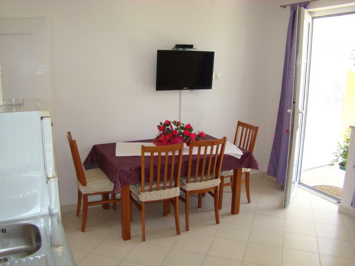 Apartments Ada Тучепи Екстер'єр фото